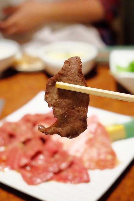 日本東京｜池袋彩伽亭 Saikatei．網友推薦池袋最好吃燒肉店，JR池袋駅西口步行5分鐘 @飛天璇的口袋