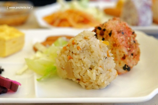 日本沖繩｜東橫inn．Toyoko-Inn.com｜單軌列車沖繩那霸旭橋站前，鄰近新都心和國際通商圈，房間有免費Wi-Fi，住房附隔天早餐 @飛天璇的口袋