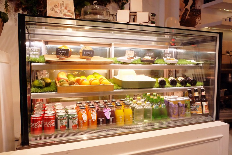 希拉餐廳｜員林超夯網美打卡店希拉餐廳，將當地食材融入地中海料理，今年夏天美味沙拉之旅 @飛天璇的口袋