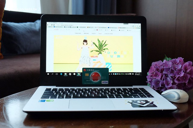 Visa金融卡┃俏媽媽的購物小撇步，在家刷Visa金融卡輕鬆網購，方便又有保障！ @飛天璇的口袋