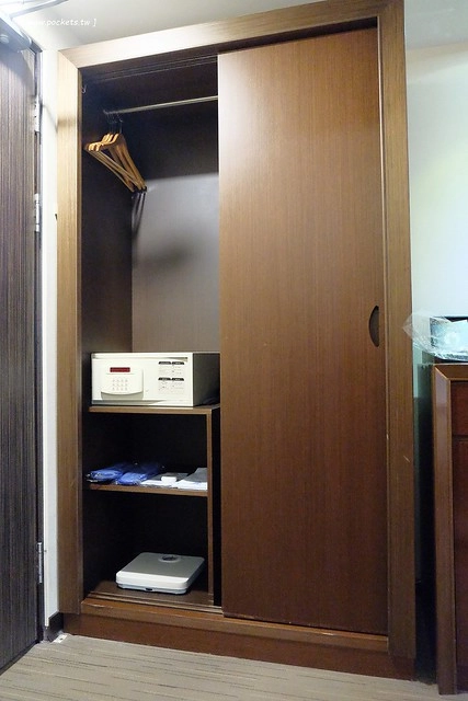 桃禧航空城酒店┃桃園飯店推薦：浪漫至極的水晶教堂、小孩最愛的木樂地Hape桃園館、入住送小恐龍玩偶、鄰近桃園國際機場交通方便 @飛天璇的口袋