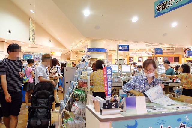 日本沖繩｜美麗海水族館．絢麗多彩的沖繩之謎，嘆為觀止的黑潮之海 @飛天璇的口袋