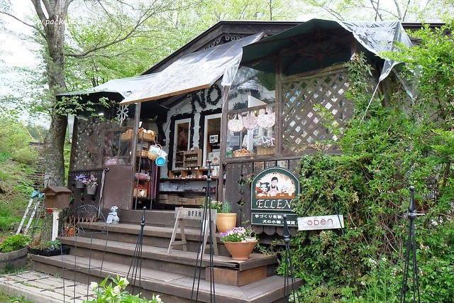 日本山梨｜清里一日遊．Rock餐廳、清里聖アンデレ教会、清高寮、萌木之村 @飛天璇的口袋
