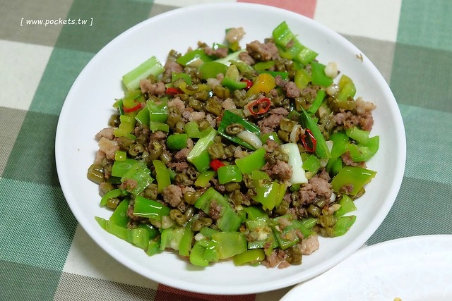 宜蘭礁溪｜黔香坊，台灣少見貴州農家私房菜料理，餐點香而不辣道道都很有水準 @飛天璇的口袋