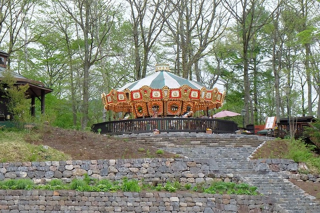 日本山梨｜清里一日遊．Rock餐廳、清里聖アンデレ教会、清高寮、萌木之村 @飛天璇的口袋