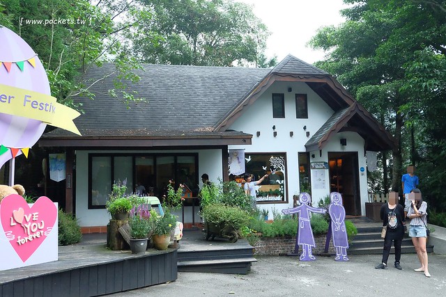 台中新社｜薰衣草森林新社店．充滿幸福的紫色樂園，享受森林裡的芬多精 @飛天璇的口袋