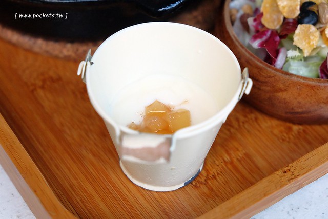 台中西屯｜拾陌咖啡 Shihmo．隱身巷弄裡的早午餐店，裝潢走工業風路線 @飛天璇的口袋