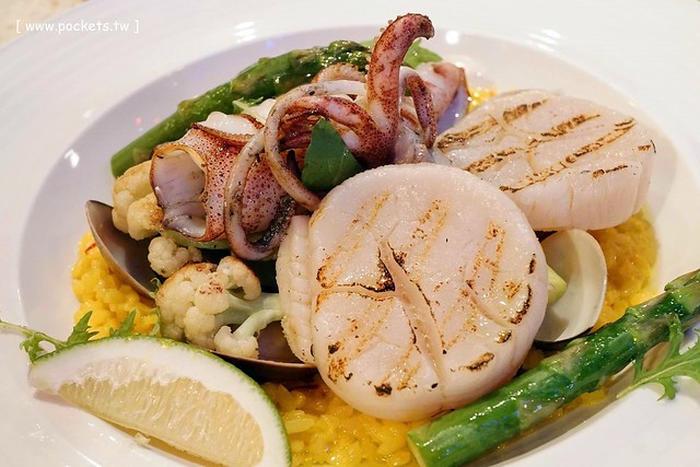 鹽與胡椒餐館┃台中南屯美食：道道都是美味與誠意，可以感受主廚料理的用心，隱藏版菜色需要事先預訂，二訪吃完還是很感動 @飛天璇的口袋