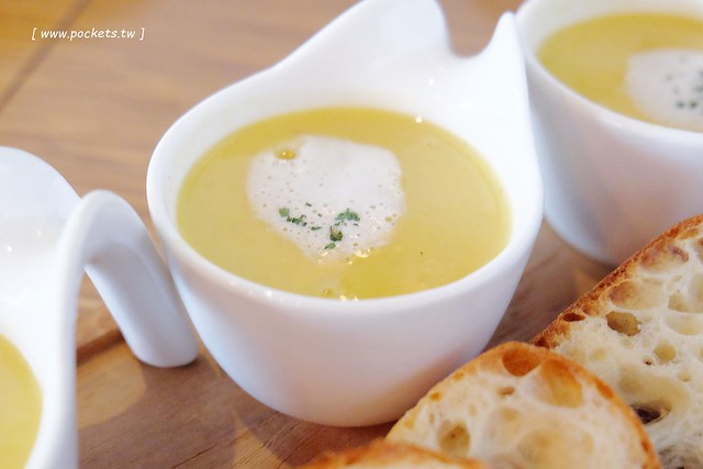 鹽與胡椒餐館┃台中南屯美食：道道都是美味與誠意，可以感受主廚料理的用心，隱藏版菜色需要事先預訂，二訪吃完還是很感動 @飛天璇的口袋