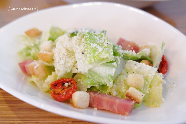 鹽與胡椒餐館┃台中南屯美食：道道都是美味與誠意，可以感受主廚料理的用心，隱藏版菜色需要事先預訂，二訪吃完還是很感動 @飛天璇的口袋