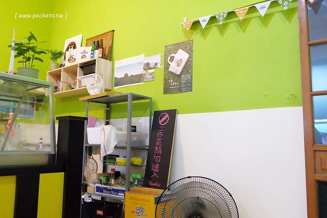 豊好X天天都美好┃有濃濃文青風格的古早味鳳梨冰，標榜不含防腐劑和人工色素，還有售販周邊文創商品 @飛天璇的口袋