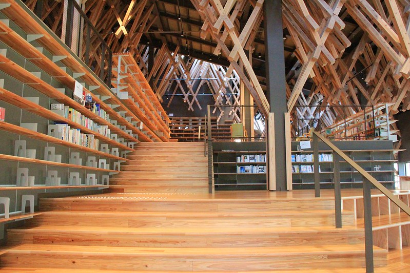 日本高知｜檮原町．隈研吾五大建築的巡禮，檮原町綜合廳舍、雲之上別館、雲之上本館、雲之上藝廊、雲之上圖書館 @飛天璇的口袋