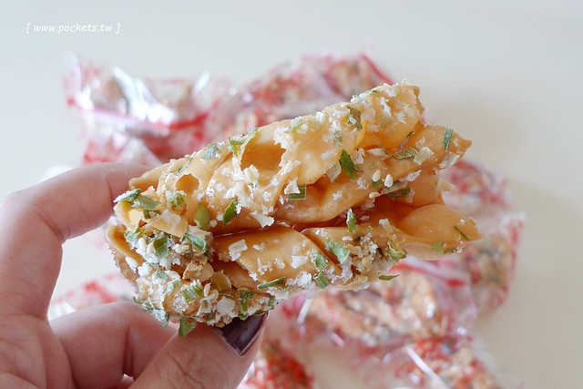 彰化田中｜進發香蔥蜜麻花．金黃酥脆的田中蜜麻花，鹹甜口味交織不黏牙，食尚玩家也來採訪 @飛天璇的口袋