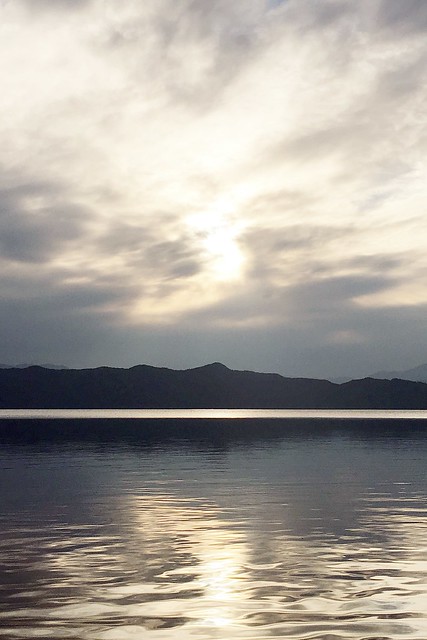 日本秋田旅遊景點┃秋田趴趴造Day2：角館TATETSU家和服體驗&rarr;角館武家屋敷(青柳家)&rarr;KURAKICHI和菓子&rarr;田澤湖(辰子、獨木舟)&rarr; 乳頭溫泉妙乃湯 @飛天璇的口袋