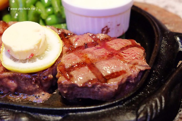 日本沖繩｜Steak House 88．那霸國際通牛排屋，石垣牛壽司和海陸套餐 @飛天璇的口袋