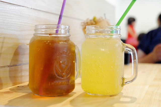 一張几手作料理廚房：隱藏巷弄間的早午餐店，店內只有幾張小桌子，餐點現點現做便宜有誠意 @飛天璇的口袋