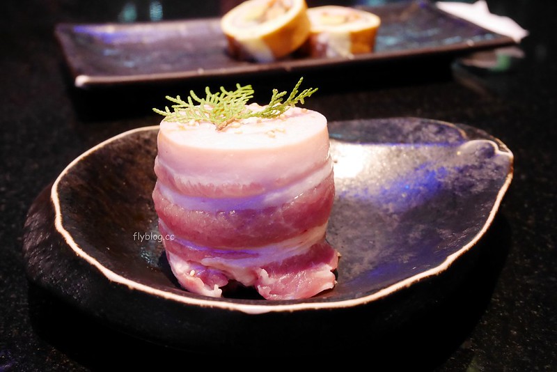 碳佐麻里燒肉｜終於朝聖台南必吃的碳佐麻里燒肉店，有台南屋馬之美喻的南霸天 @飛天璇的口袋