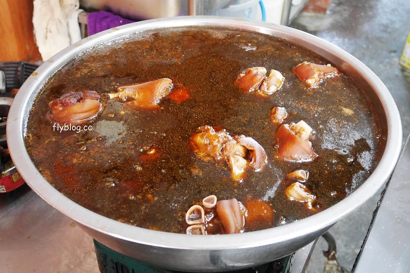 大鼎爌肉飯｜24小時營業隨時想吃都吃的到，在地人推薦的花壇必吃小吃美食 @飛天璇的口袋