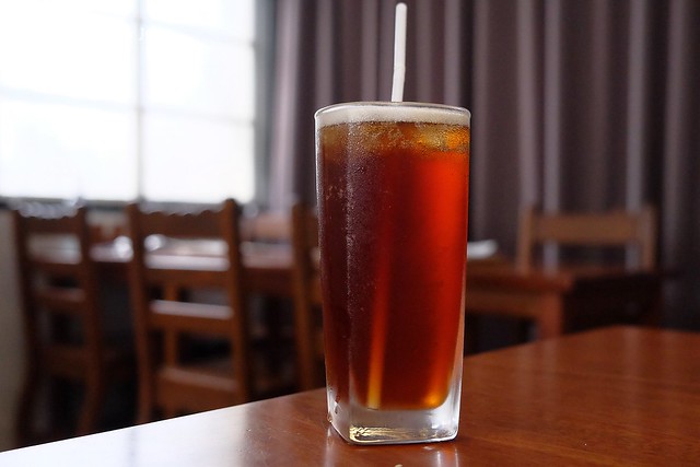 Battis風味義式小館┃台中西區美食：有很多小豬元素的義式餐廳，還有老闆旅遊各國的收藏品，餐點表現不錯CP值高，鄰近中師大、台中國美館商圈 @飛天璇的口袋