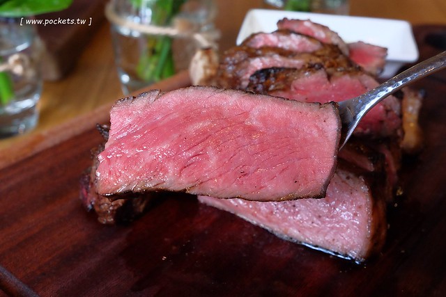 台中西區｜FORE restaurant，使用最古老的Grill烹調方式，位於台中美術館綠園道旁 @飛天璇的口袋