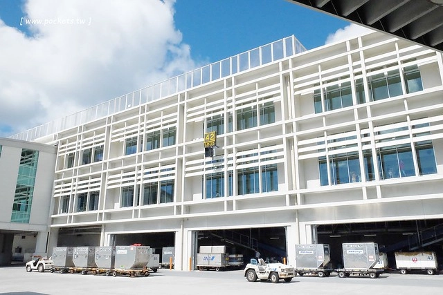 日本沖繩｜沖繩自駕4天3夜親子遊｜台北&rarr;沖繩&rarr;Travel租車公司&rarr;沖繩必遊景點推薦&rarr;沖繩必吃美食推薦&rarr;沖繩住宿推薦 @飛天璇的口袋