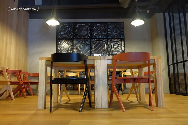 台中西區｜FORE restaurant，使用最古老的Grill烹調方式，位於台中美術館綠園道旁 @飛天璇的口袋