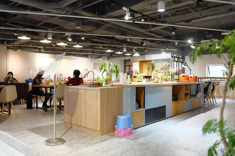 愛頑石未來城┃台中西屯：全台首座親子樂園進駐台中禮客生活館，結合展演空間、未來星球、泡泡熊、卡滋屋、卡滋超市、Miffy咖啡館 @飛天璇的口袋