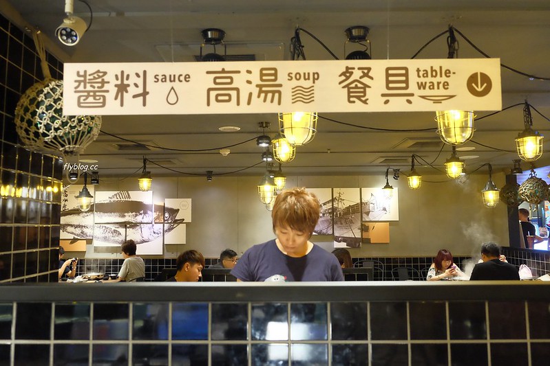 祥富水產沙茶火鍋超市┃台中北區：一個人$30元火鍋湯底，自已到超市買食材煮火鍋，享受在家煮火鍋的概念，中友百貨地下三樓 @飛天璇的口袋