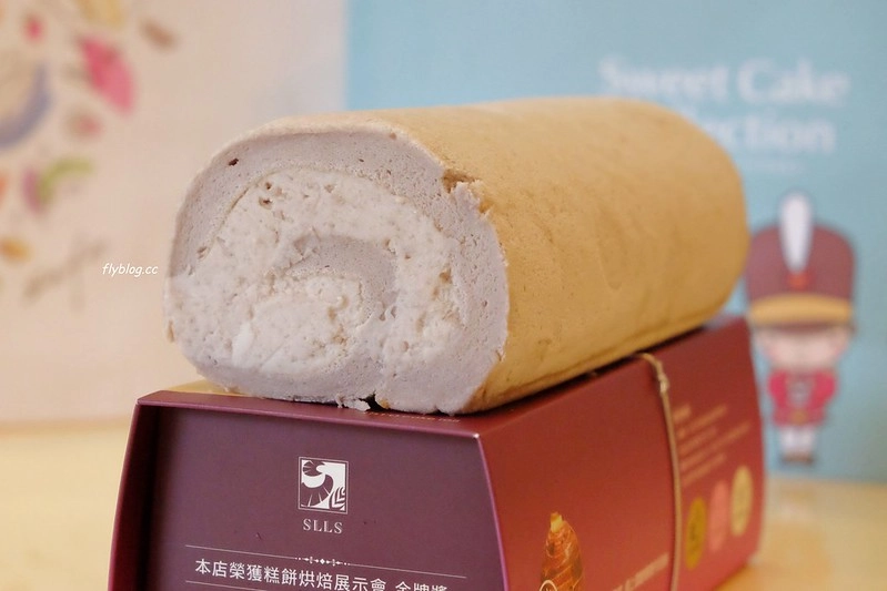 台中清水｜喜利廉烘焙．網友推薦的爆漿芋泥捲，1:1的芋泥內餡紮實綿密又好吃 @飛天璇的口袋