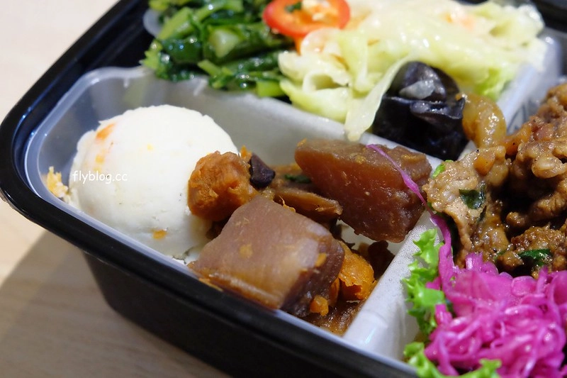 小杏韻輕食便當｜用心又有質感的便當店，內用外帶都很適合，還有提供滿額外送和會議便當供應 @飛天璇的口袋