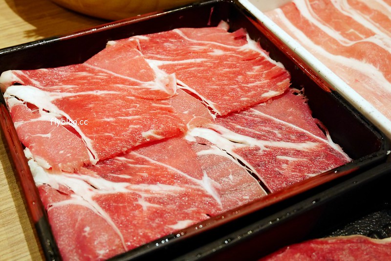 【台中西屯】涮乃葉，$468元起黑毛牛吃到飽，多達20種新鮮蔬菜無限取用 @飛天璇的口袋