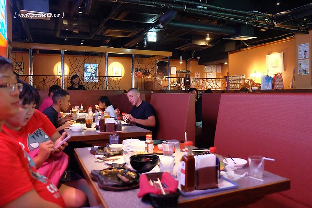 日本沖繩｜Steak House 88．那霸國際通牛排屋，石垣牛壽司和海陸套餐 @飛天璇的口袋