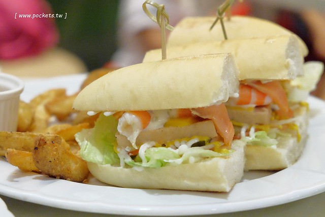 南方莊園 South Garden┃桃園親子飯店：2016年新增美人魚主題房，享受泡湯、水療池、Rody跳跳馬，戶外大草原和BBQ晚餐 @飛天璇的口袋