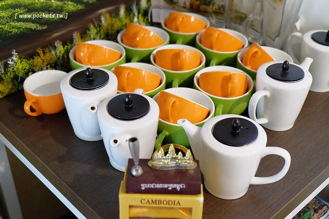 AShare Caf&eacute;┃台中早午餐：充滿旅人故事咖啡館，店裡有濃濃的澳洲風情，滿滿的旅遊紀念收藏品，鄰近台中稅捐處和台中教育大學 @飛天璇的口袋