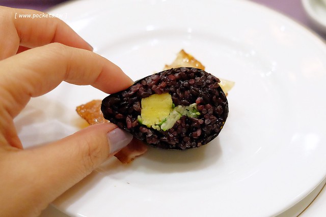 僑園大飯店┃台中西屯美食：郭泰王師傅監製的片填鴨合餐，享受一鴨四吃的美食享饗，5人同行不到$2500元，台中聚餐宴會的好選擇 @飛天璇的口袋