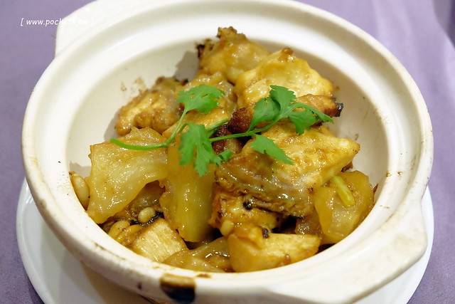 僑園大飯店┃台中西屯美食：郭泰王師傅監製的片填鴨合餐，享受一鴨四吃的美食享饗，5人同行不到$2500元，台中聚餐宴會的好選擇 @飛天璇的口袋