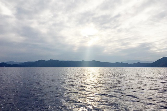 日本秋田旅遊景點┃秋田趴趴造Day2：角館TATETSU家和服體驗&rarr;角館武家屋敷(青柳家)&rarr;KURAKICHI和菓子&rarr;田澤湖(辰子、獨木舟)&rarr; 乳頭溫泉妙乃湯 @飛天璇的口袋