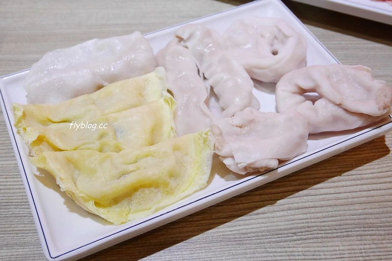 台中西屯｜滿堂紅頂級麻辣鴛鴦鍋｜599元以上麻辣火鍋吃到飽，牛小排、哈根達斯和可口可樂無限取用 @飛天璇的口袋