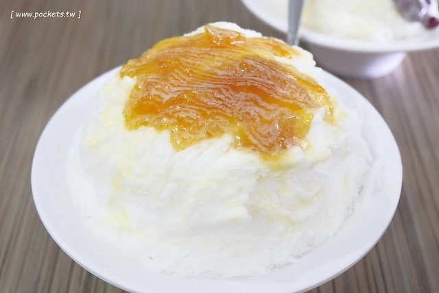 宜蘭奇淋冰品｜有多種口味可以自由搭配的冰品，味道香濃綿密細膩，推薦冬天限定草莓牛奶雪花冰 @飛天璇的口袋