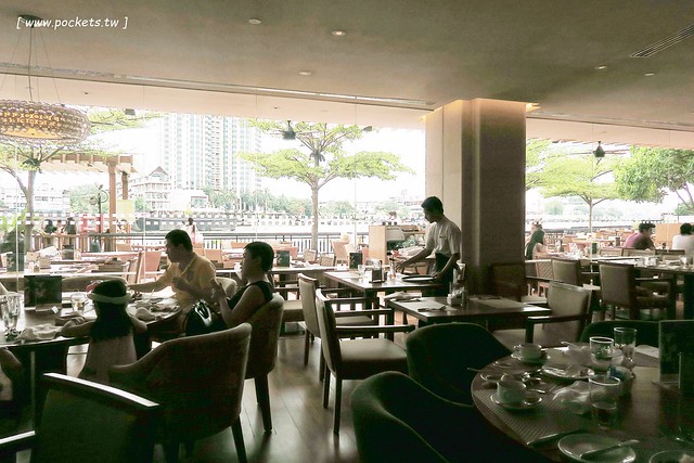 泰國曼谷｜香格里拉大飯店．Shangri-la｜緊鄰湄南河畔的漂亮河景飯店，擁有自家碼頭和接駁船，鄰近捷運站地理位置方便 @飛天璇的口袋