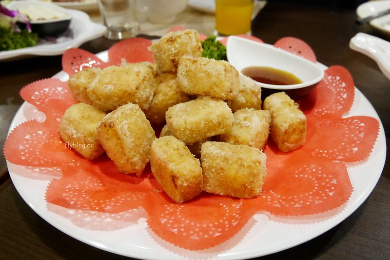 鳳凰德陽川泉旅奇立丹廳｜一鴨六吃只要$1688元，還有自助餐吃到飽可以選擇，礁溪好吃烤鴨推薦 @飛天璇的口袋