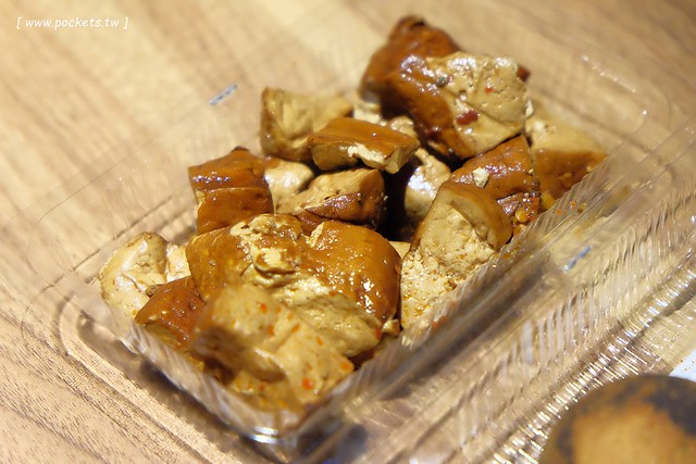 先喝道┃台中西屯美食：古典玫瑰園最新力作，手搖茶也可以喝的很安心又健康，台灣第二間分店台中大遠百12樓 @飛天璇的口袋