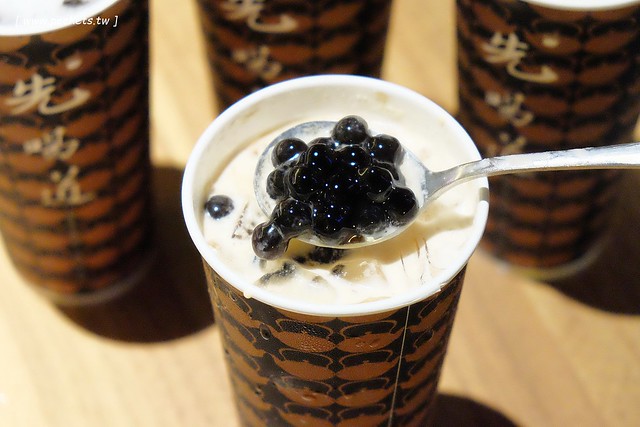 先喝道┃台中西屯美食：古典玫瑰園最新力作，手搖茶也可以喝的很安心又健康，台灣第二間分店台中大遠百12樓 @飛天璇的口袋