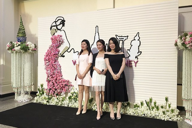 泰國曼谷｜曼谷自由行Day1｜香格里拉飯店&rarr;曼谷市區觀光&rarr;皇后藝廊&rarr;嘟嘟車&rarr;玉佛寺(大皇宮)&rarr;Supatra河濱餐廳&rarr;歡迎晚宴 @飛天璇的口袋