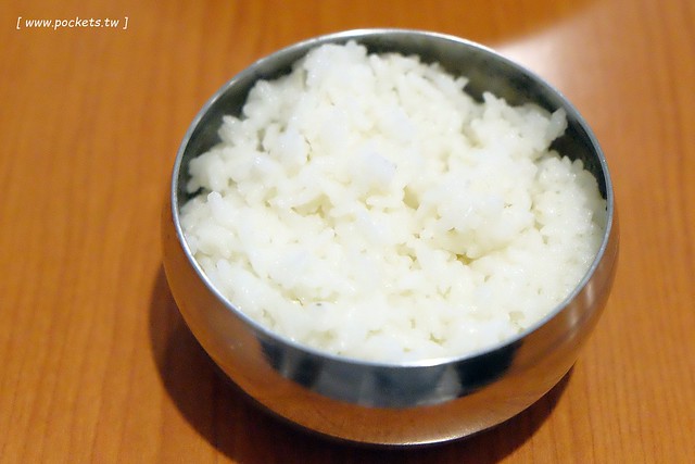 金美子純正韓式料理：有台中少見的馬鈴薯鍋，餐點平價選擇性多 @飛天璇的口袋