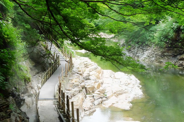 日本秋田旅遊景點┃秋田趴趴造Day4：小安峽大噴湯&rarr;佐藤養助(稻庭烏龍麵體驗+午餐)&rarr;兩關酒造&rarr;男鹿水族館GAO&rarr;元湯雄山閣&rarr;NAMAHAGE神鬼太鼓表演 @飛天璇的口袋