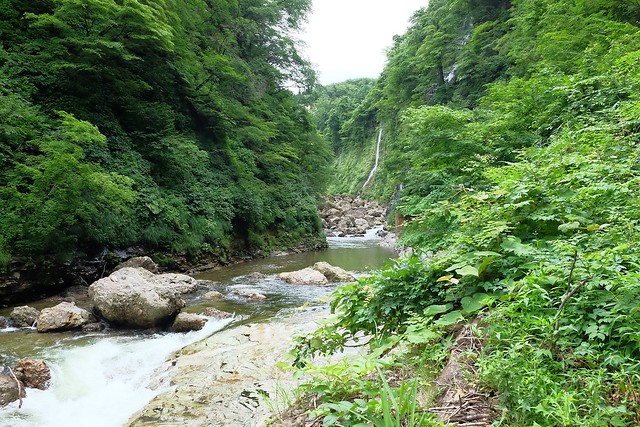 日本秋田旅遊景點┃秋田趴趴造Day4：小安峽大噴湯&rarr;佐藤養助(稻庭烏龍麵體驗+午餐)&rarr;兩關酒造&rarr;男鹿水族館GAO&rarr;元湯雄山閣&rarr;NAMAHAGE神鬼太鼓表演 @飛天璇的口袋