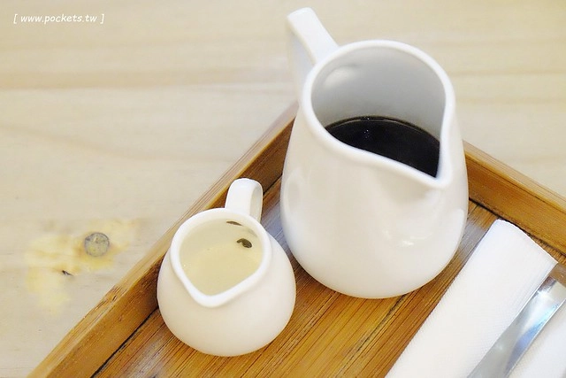 波屋．BORU BORU┃台中南屯美食：門口有可愛吸睛的雪人，夏天吃雪人刨冰冬天吃烤糰子，裝潢帶有日式氛圍 @飛天璇的口袋