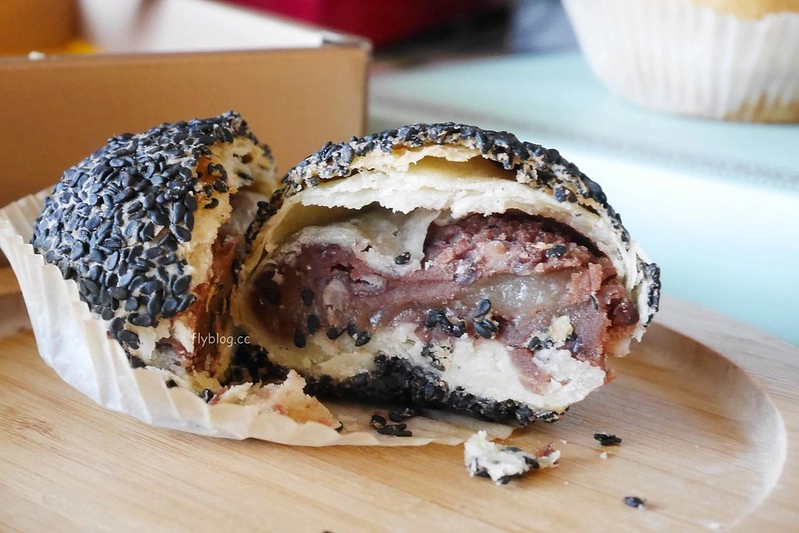 台北中正｜王師父餅舖．傳說中的金月娘傳奇，中秋送禮的好選擇，台北必買伴手禮 @飛天璇的口袋