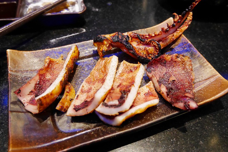 碳佐麻里燒肉｜終於朝聖台南必吃的碳佐麻里燒肉店，有台南屋馬之美喻的南霸天 @飛天璇的口袋